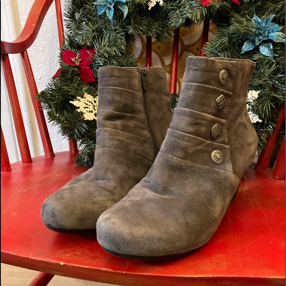 Dansko Baker Gray Suede Ankle Boot Sz 39 / 8.5 - 9